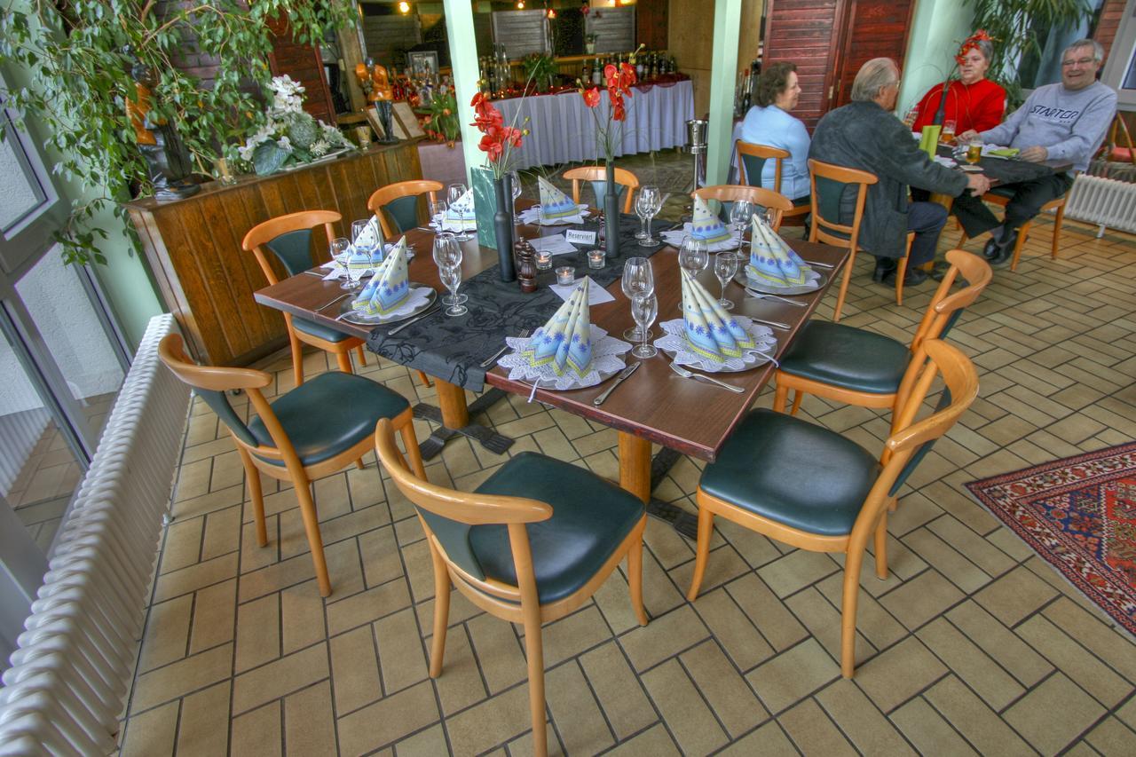 Sport Und Tagungshotel Kenzingen Εξωτερικό φωτογραφία