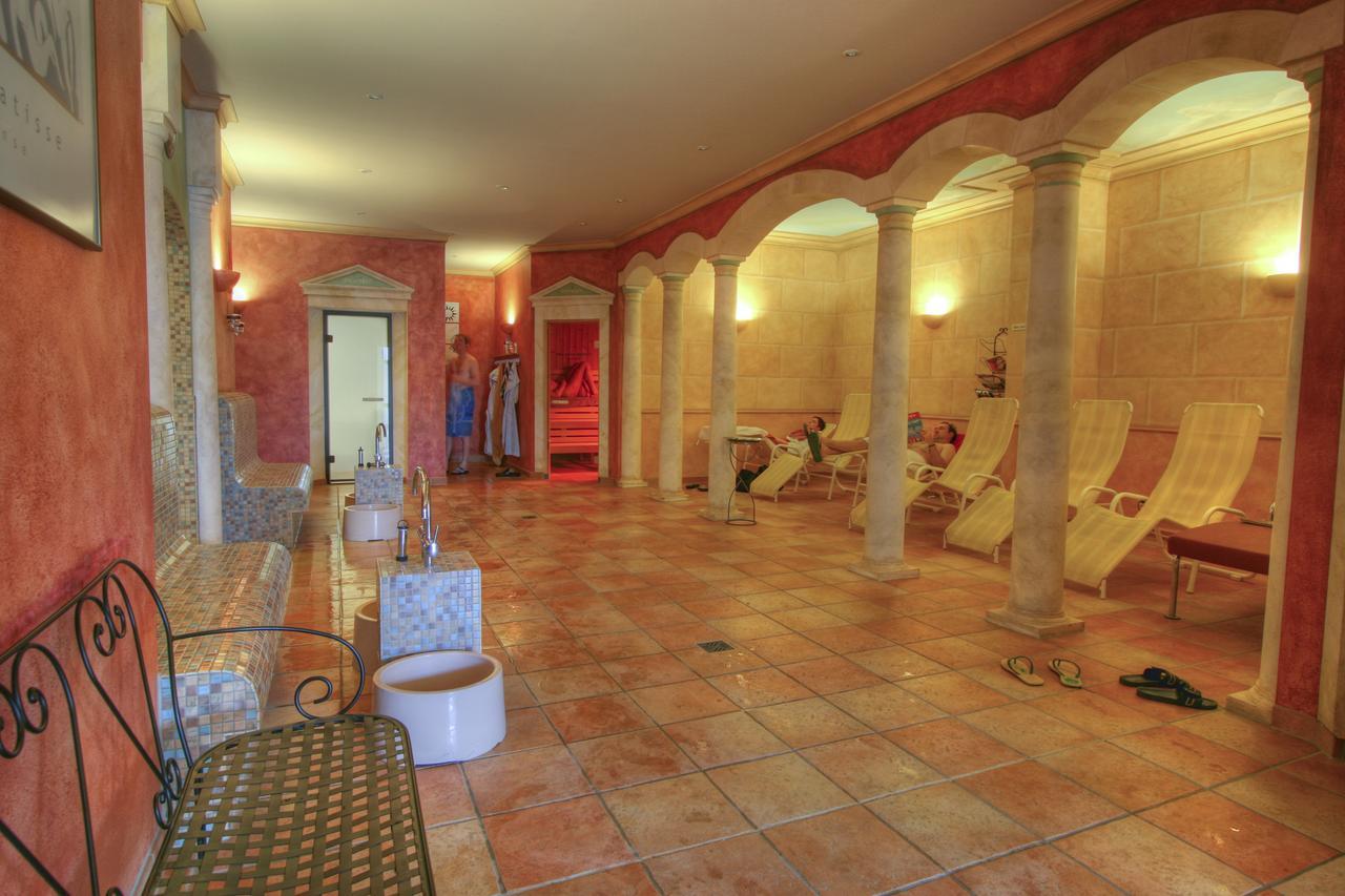Sport Und Tagungshotel Kenzingen Εξωτερικό φωτογραφία